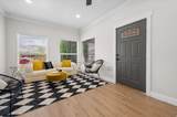 327 35TH St - Photo 7