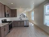 11027 Freestone Rd - Photo 6