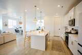 658 Owen Dr - Photo 13