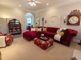 289 W Burton Ln - Photo 15