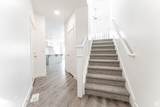 1548 Skyline Dr - Photo 2