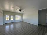 11935 22380 - Photo 10