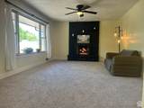 2084 Robins Ave - Photo 4