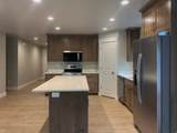 1025 Gramercy Ave - Photo 3