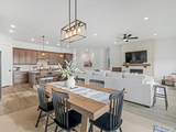1707 Larkspur Way - Photo 8