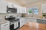2990 Riverside Dr - Photo 8