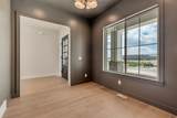 341 Louise Way - Photo 12