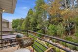 1963 Maple Hollow Way - Photo 53