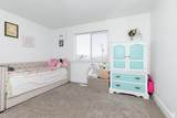 637 4TH W - Photo 22