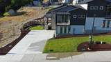 1568 Hudson St - Photo 21