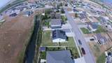 582 Lakeside Dr - Photo 4