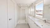 565 Center St - Photo 9