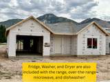 1058 Summit View Dr - Photo 1