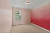 6764 11800 - Photo 18
