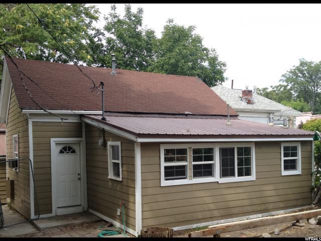 151 Windsor St - Photo 1
