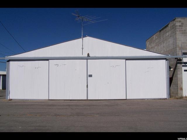 3909 Airport Rd - Photo 1