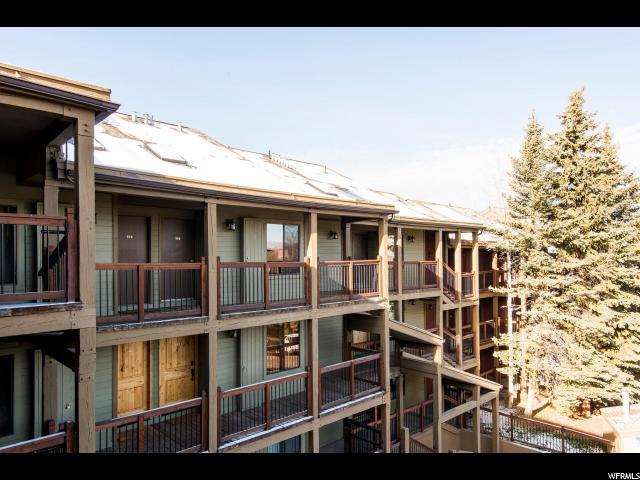 1530 Empire Ave - Photo 1