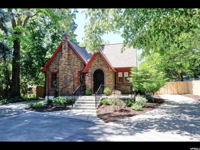 2445 Kentucky Ave - Photo 1