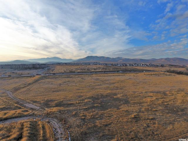 2350 Redwood Rd - Photo 1