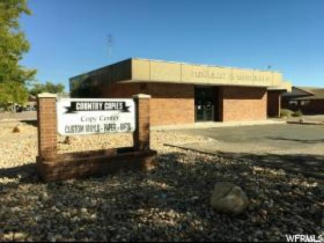 320 Main - Photo 1