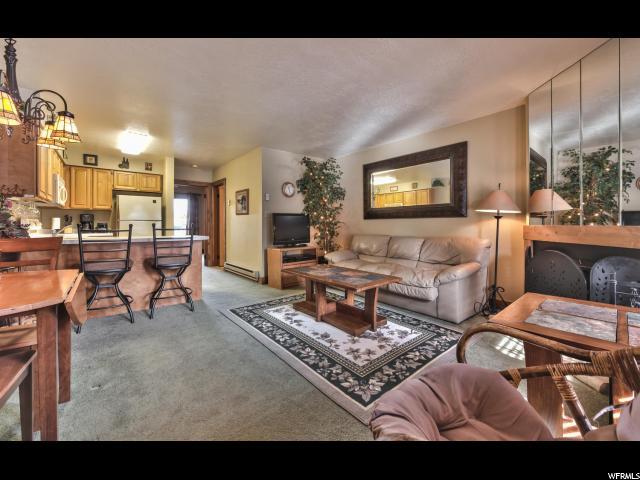 3615 Wolf Creek Dr - Photo 1