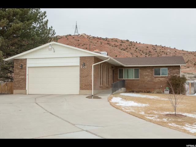 721 Horseshoe Dr - Photo 1