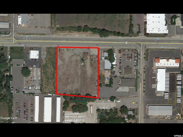 387 12TH St - Photo 1