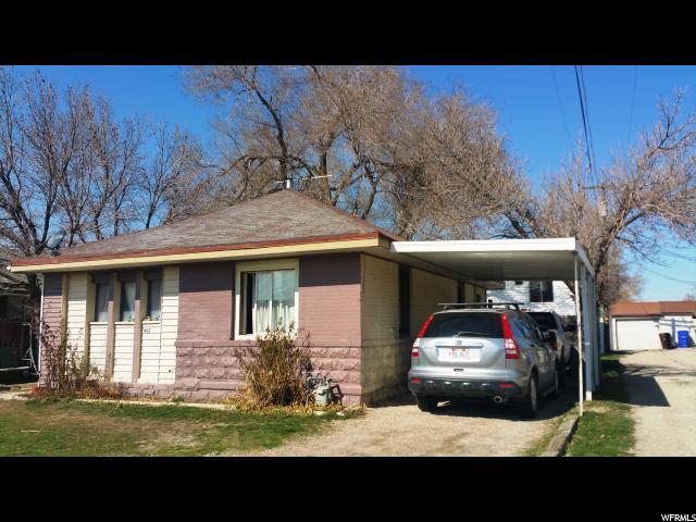 462 2ND Ave - Photo 1