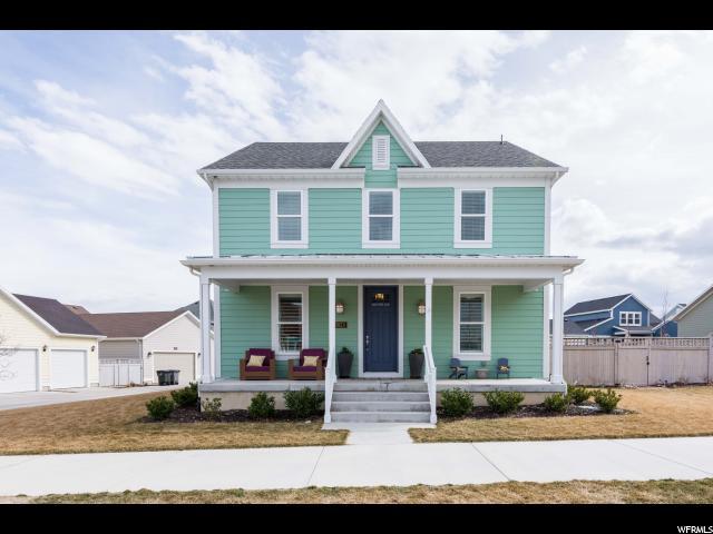 5023 Dock St - Photo 1