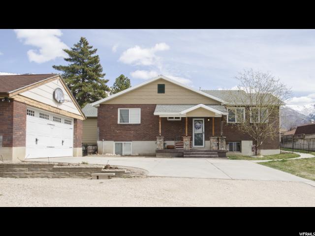 3148 Holiday Dr - Photo 1