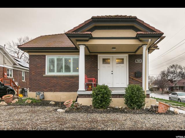 904 Simpson - Photo 1