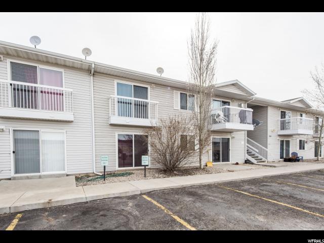 595 Main St - Photo 1