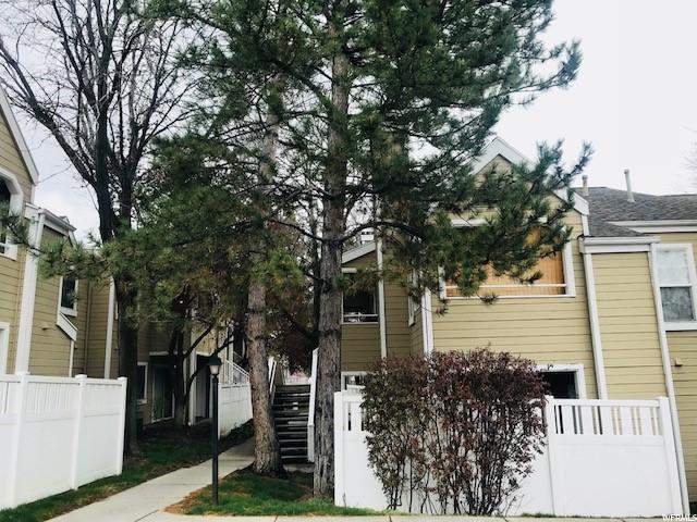 1470 Foxboro Dr - Photo 1
