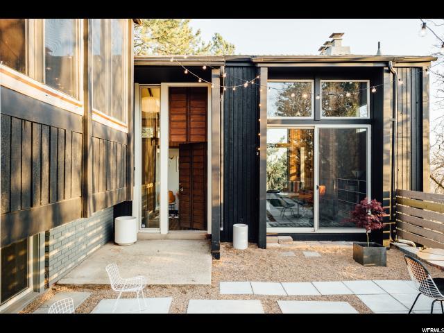 4066 Ross Dr - Photo 1