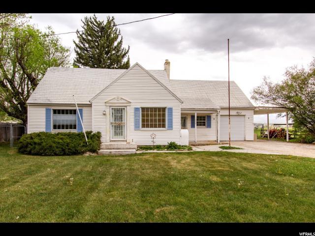 882 River Rd - Photo 1