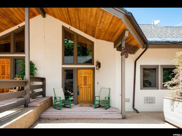 5925 Royal St - Photo 1
