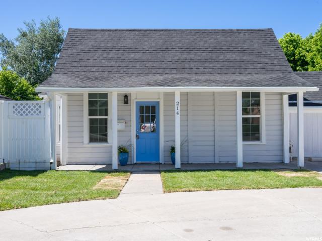 214 Vine St - Photo 1