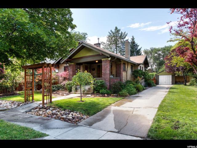 832 Ramona Ave - Photo 1