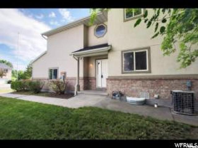 764 Village Way - Photo 1
