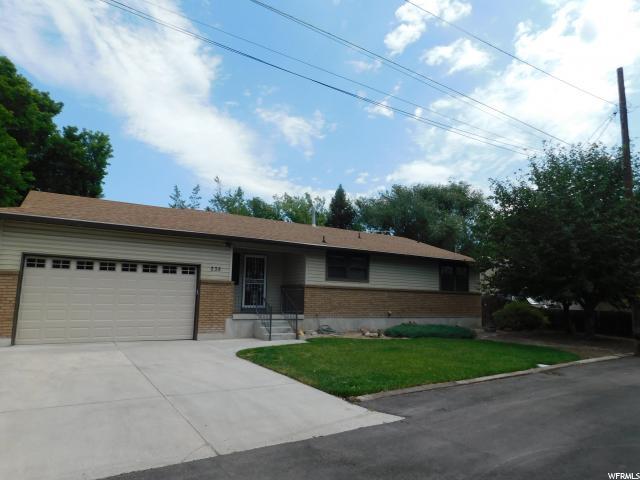 235 7615 - Photo 1