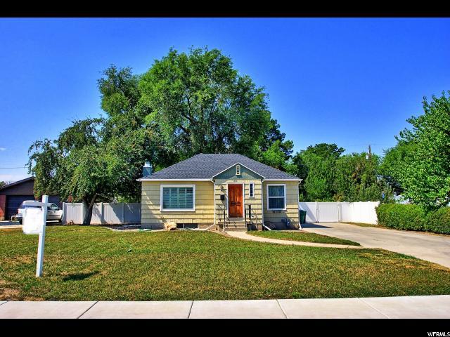 5394 Avalon Dr - Photo 1