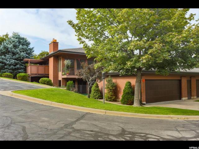 2024 Mapleview Dr - Photo 1