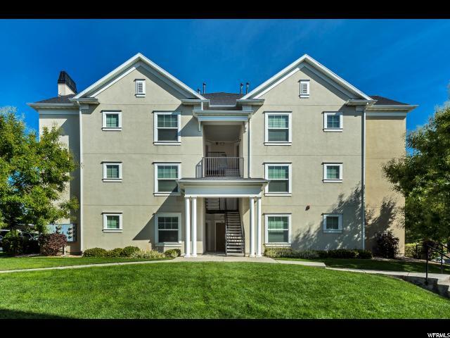 11754 Grandville Ave - Photo 1