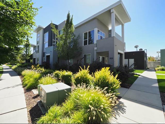 10398 Clarks Hill Dr - Photo 1