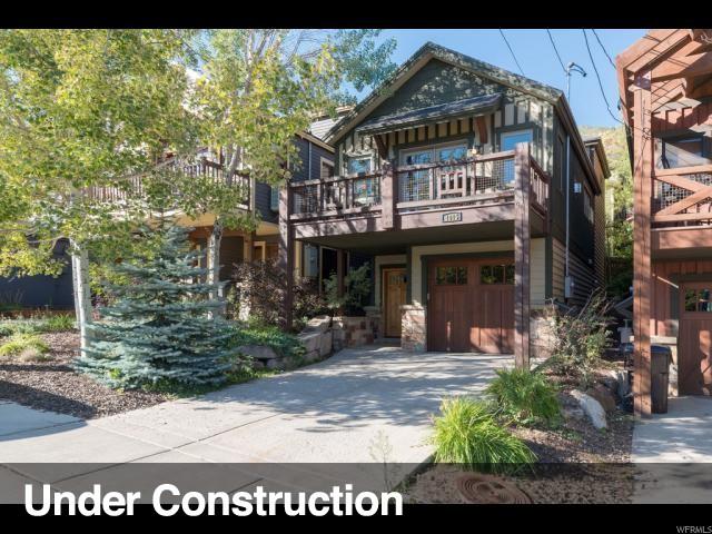 1015 Norfolk Ave - Photo 1