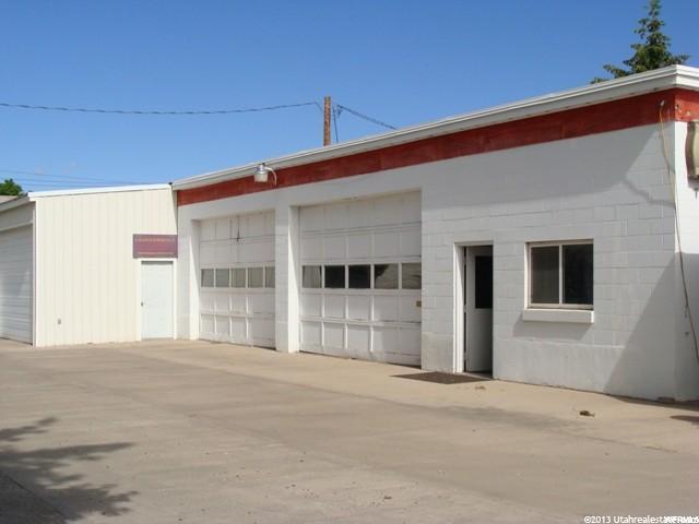 331 8TH St - Photo 1