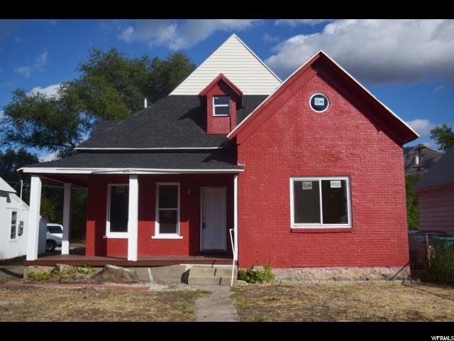 2836 Lincoln Ave - Photo 1