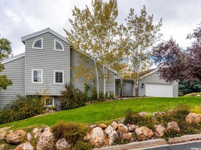 1890 High Pointe Dr - Photo 1