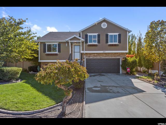 257 Chloe Way - Photo 1