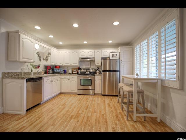 122 N St - Photo 1
